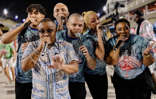 Vigário Geral faz ensaio técnico na Sapucaí para o Carnaval 2025