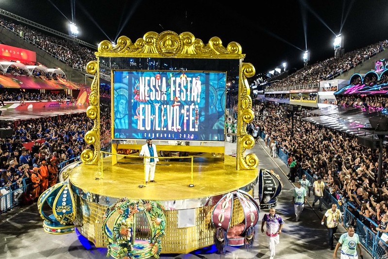 Qual a sua nota para o desfile da Unidos de Vila Isabel no Carnaval 2023?
