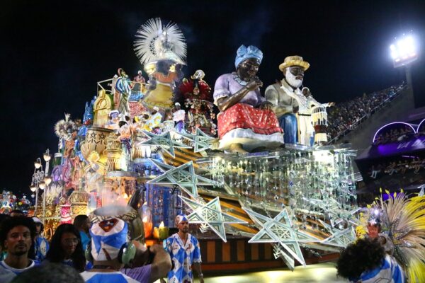 Vila Isabel: Heitor dos Prazeres pinta a Sapucaí de arte e sonha com o título!