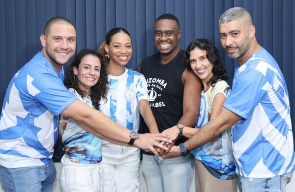 Vila Isabel Inova com Equipe para Mestre-Sala e Porta-Bandeira