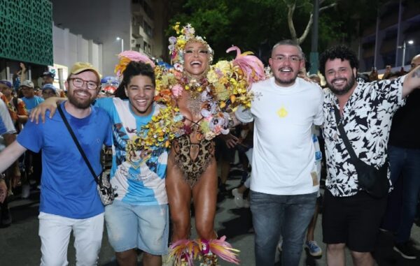 Vila Isabel: Último ensaio de rua é um grito de campeã para o Carnaval 2026!