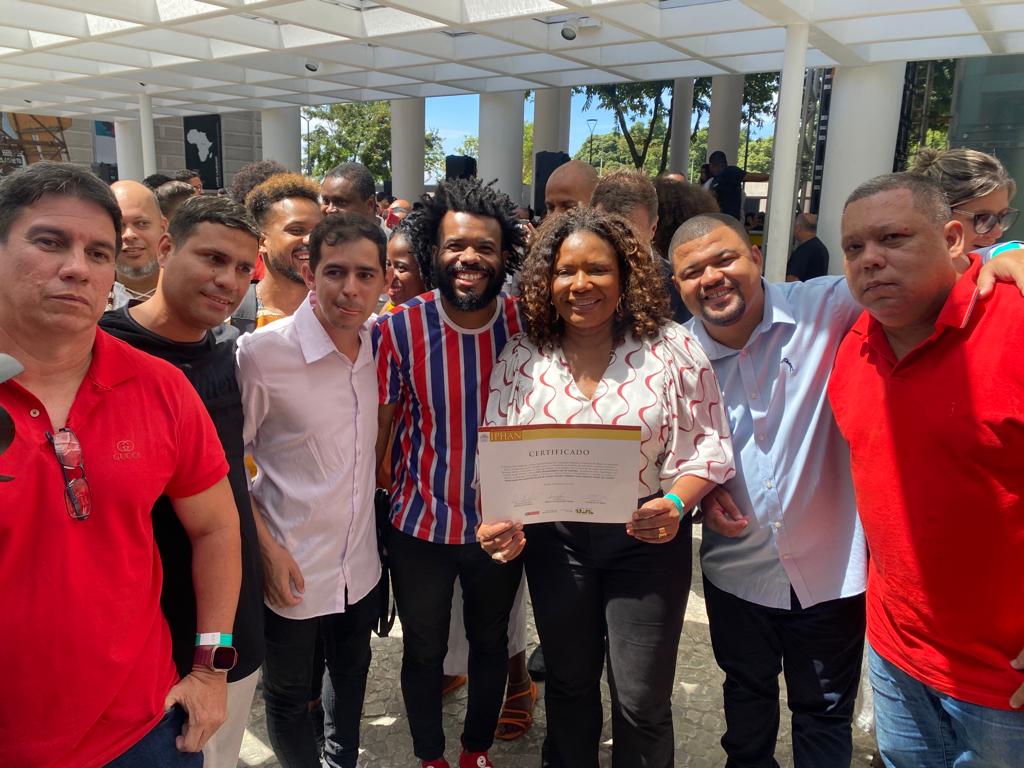 Vizinha Faladeira recebe certificado de Patrimônio Mundial