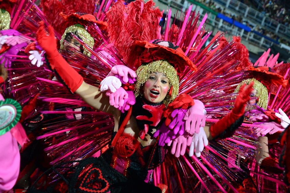 Desfile na Mangueira em 2025: Saiba como participar!